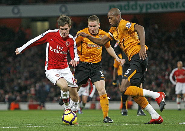 还承担着必 还承担着必