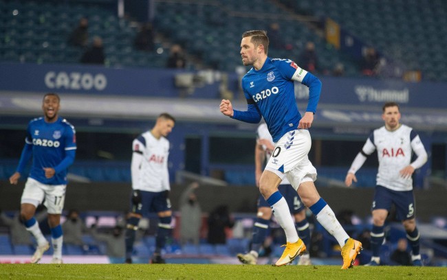 手宣布转会 手宣布转会